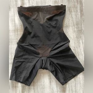 HONEY LOVE SUPERPOWER SHORT MED